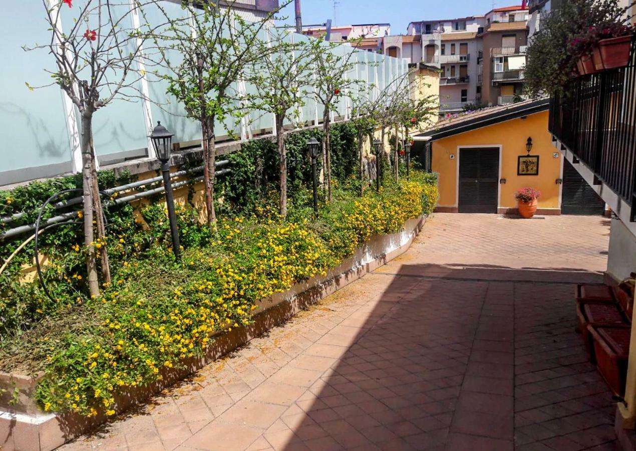Casale Catania Hotel Exterior photo